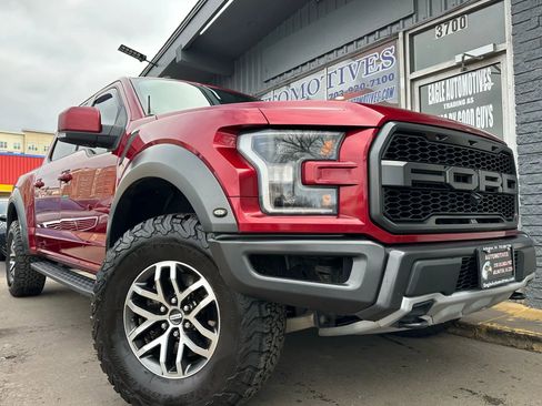 Used 2018 Ford F150 Raptor w/ Equipment Group 802A Luxury image 1