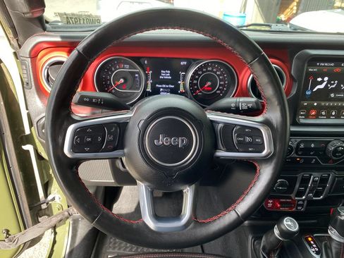 Used 2021 Jeep Gladiator Rubicon AWD/4WD image 31