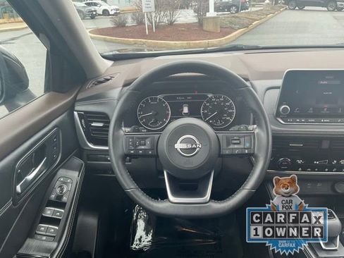 Certified 2023 Nissan Rogue SL AWD/4WD image 17
