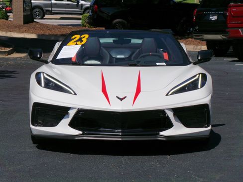 Used 2023 Chevrolet Corvette Stingray Premium Conv w/ Z51 Performance Package RWD image 18