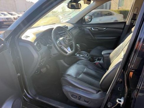 Used 2019 Nissan Rogue SL image 10