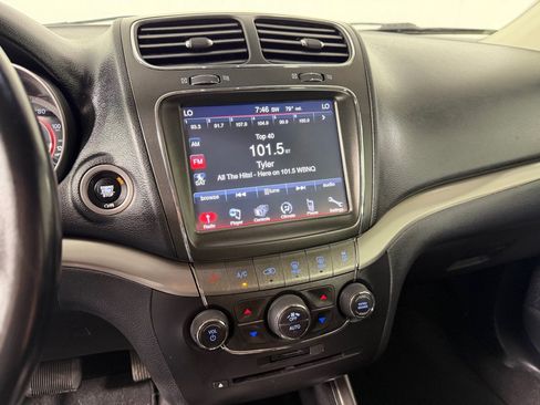 Used 2020 Dodge Journey Crossroad FWD image 14