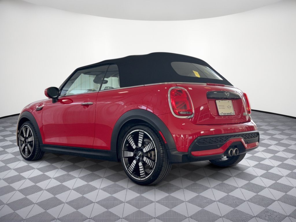 Certified 2024 MINI Cooper S FWD image 3