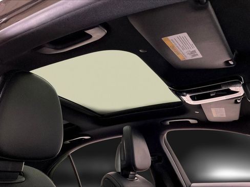 Certified 2022 Mercedes-Benz C 300 4MATIC Sedan image 25