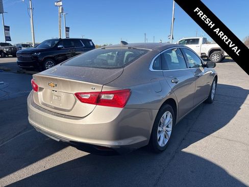 Used 2023 Chevrolet Malibu LT image 2