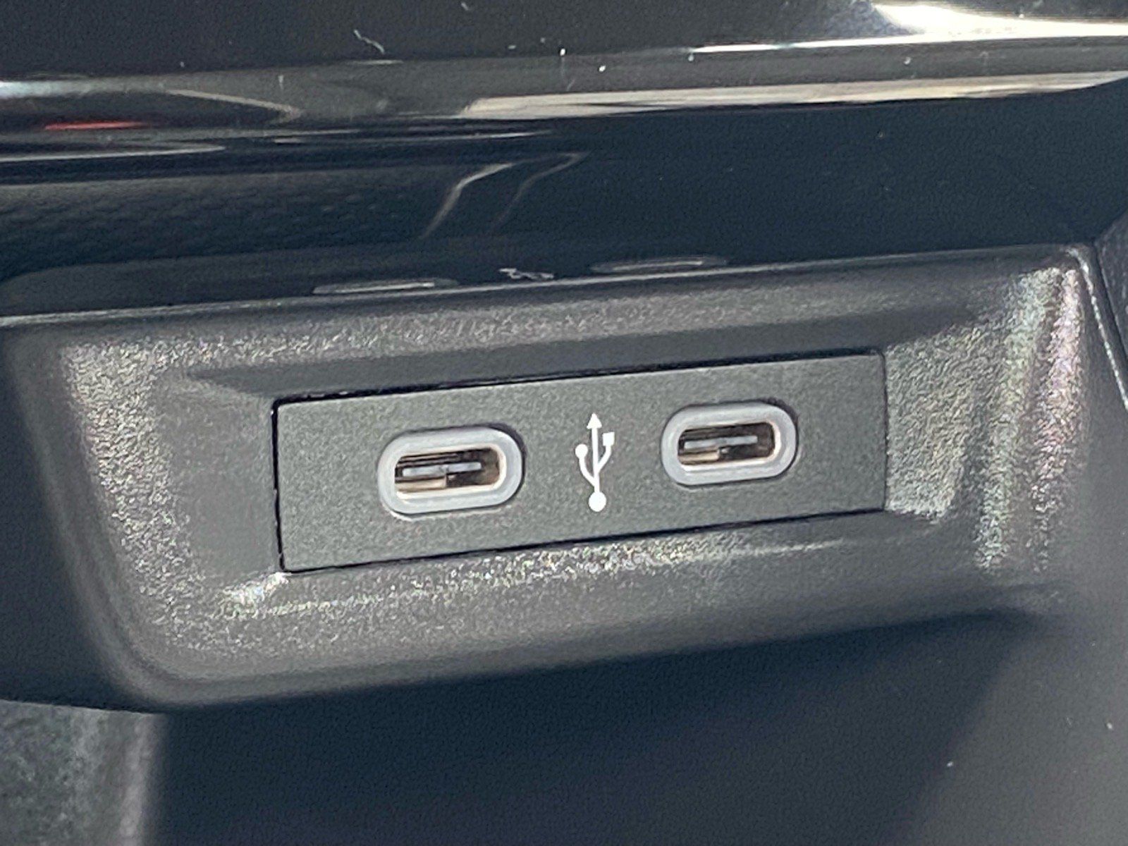 Certified 2025 Volkswagen Jetta Sport FWD image 18