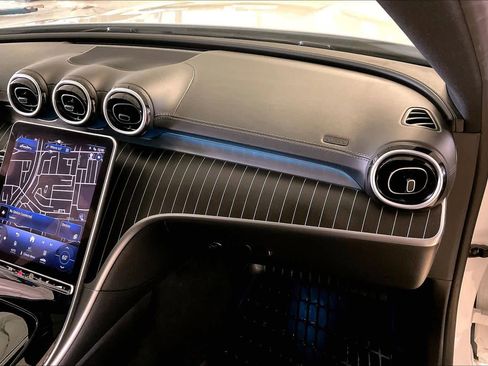 Used 2024 Mercedes-Benz C 300 Sedan image 18