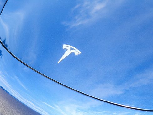 Used 2018 Tesla Model 3 Long Range AWD/4WD image 10
