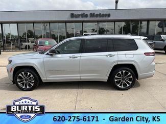 Used 2022 Jeep Grand Cherokee L Overland image 1
