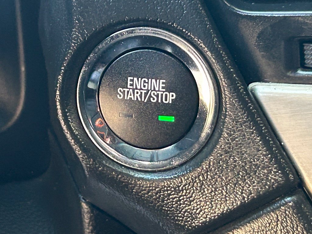 Used 2017 GMC Yukon Denali RWD image 39