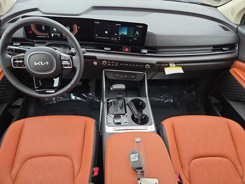 New 2026 Kia Carnival EX image 21