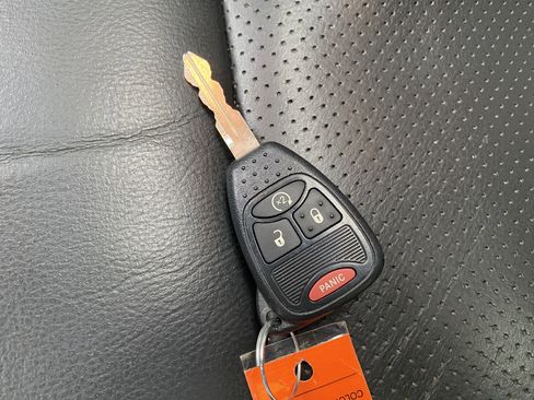 Used 2015 Jeep Compass High Altitude FWD image 34