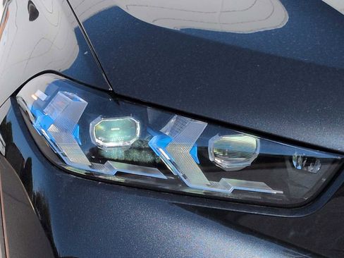 New 2026 BMW X6 xDrive40i w/ Premium Package image 11