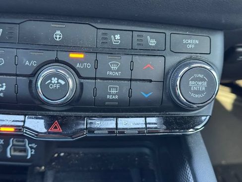 Certified 2021 Dodge Durango R/T w/ Premium Interior Group AWD/4WD image 39