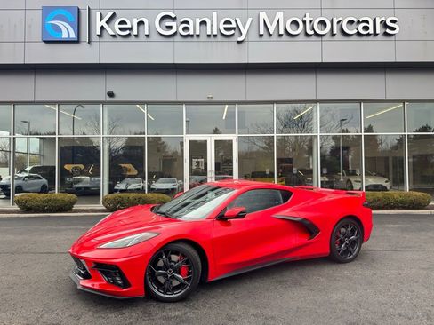 Used 2021 Chevrolet Corvette Stingray Coupe w/ Z51 Performance Package image 1
