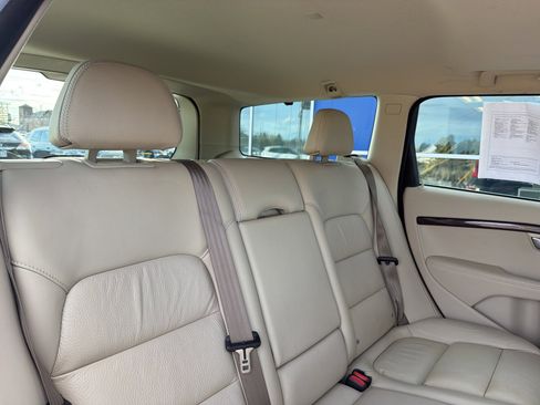 Used 2013 Volvo XC70 T6 image 18