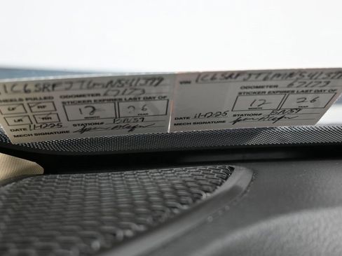 Used 2021 RAM 1500 Laramie image 40