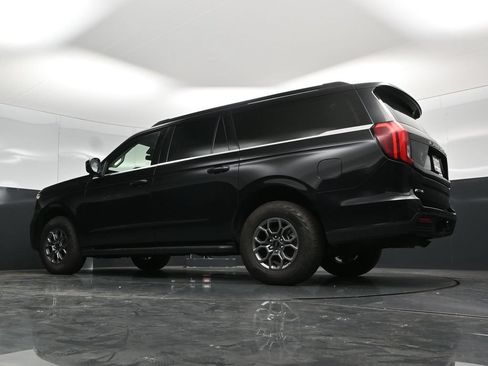 Used 2025 Ford Expedition Max Active AWD/4WD image 59