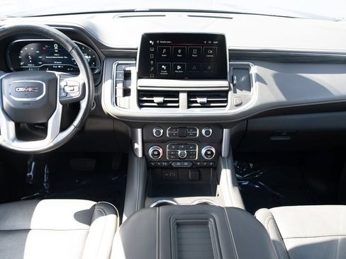 Used 2023 GMC Yukon SLT AWD/4WD image 22