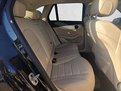 Certified 2022 Mercedes-Benz GLC 300 image 19