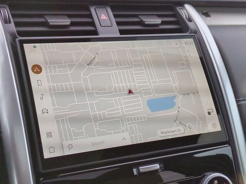 New 2026 Land Rover Discovery Limited Edition image 30