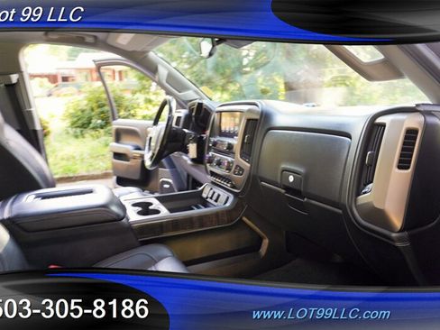 Used 2016 GMC Sierra 2500 Denali w/ Duramax Plus Package AWD/4WD image 19