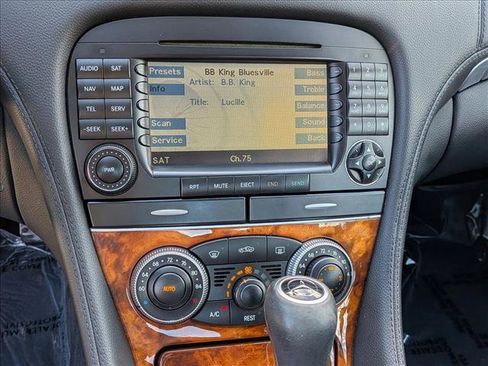 Used 2008 Mercedes-Benz SL 550 image 14