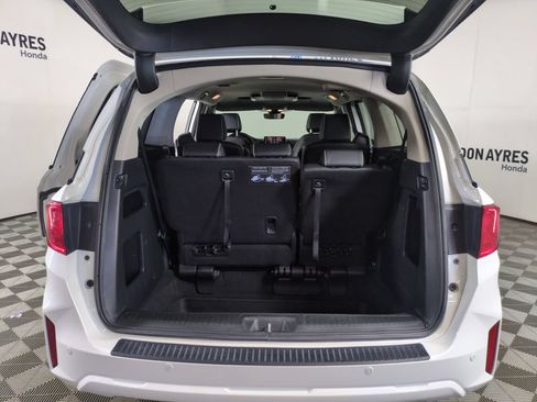 Certified 2025 Honda Odyssey Elite image 26