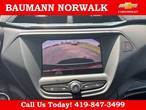 Used 2023 Chevrolet TrailBlazer LT FWD image 23