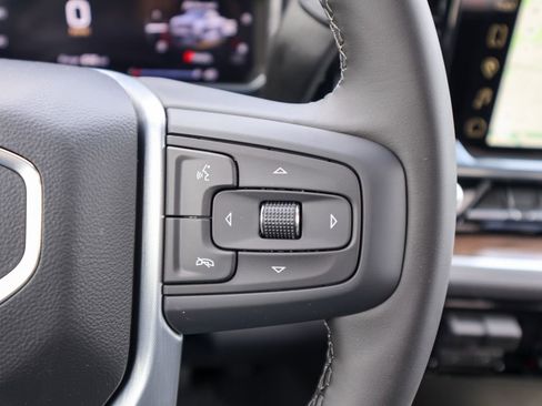 New 2026 GMC Sierra 1500 Elevation image 19