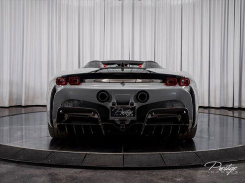 Used 2022 Ferrari SF90 Spider AWD/4WD image 20
