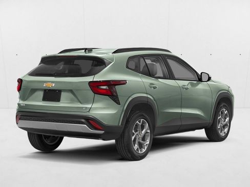 New 2026 Chevrolet Trax ACTIV w/ Driver Confidence Package FWD image 2