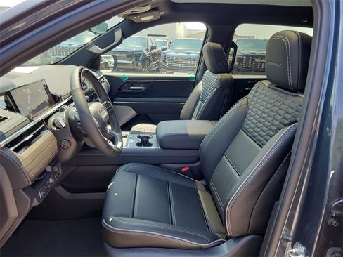 New 2025 GMC Sierra EV Denali image 11