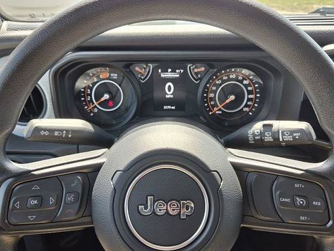 Used 2026 Jeep Wrangler Unlimited Sport AWD/4WD image 33