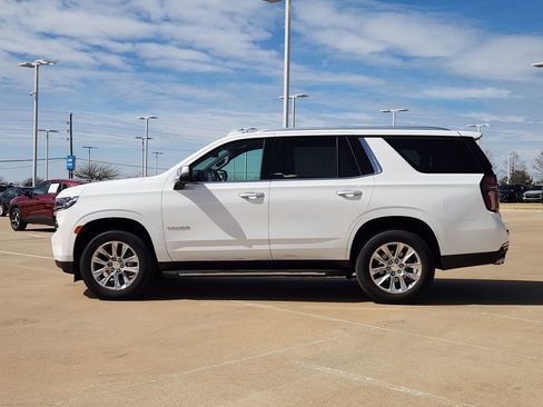 Used 2024 Chevrolet Tahoe Premier AWD/4WD image 4