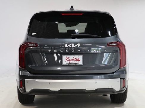 Used 2024 Kia Telluride LX FWD image 7