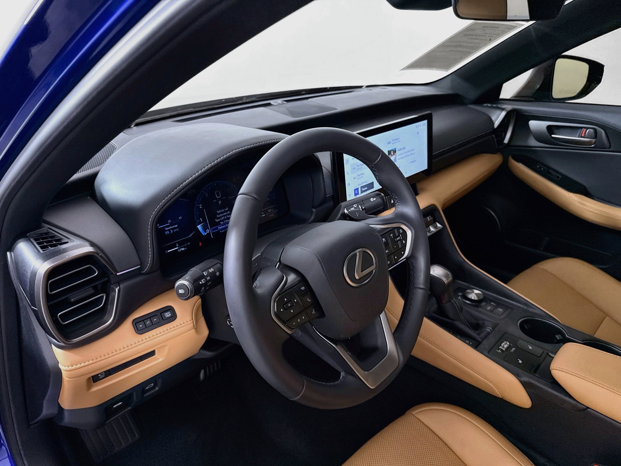 Used 2026 Lexus IS 350 F Sport AWD/4WD image 9