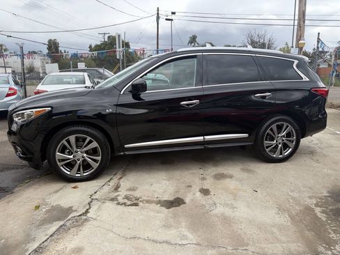 Used 2014 INFINITI QX60 AWD w/ Deluxe Touring Package image 3