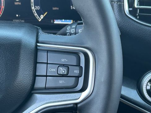 Used 2024 Jeep Wagoneer L 4WD image 24