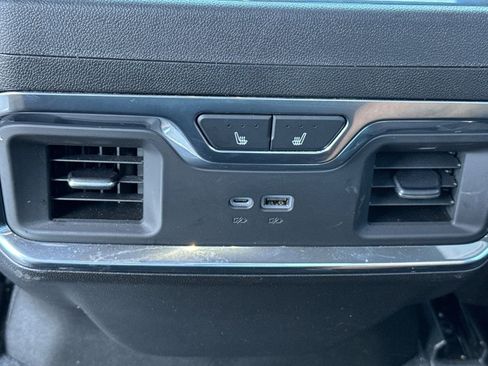Used 2025 Chevrolet Silverado 1500 High Country AWD/4WD image 43