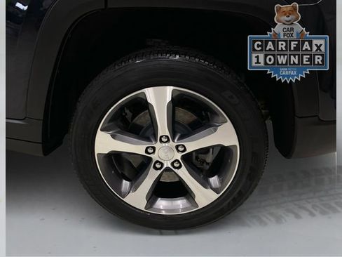 Used 2022 Jeep Grand Cherokee Limited 4xe AWD/4WD image 17