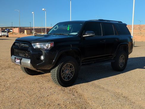 Used 2020 Toyota 4Runner TRD Off-Road Premium image 8