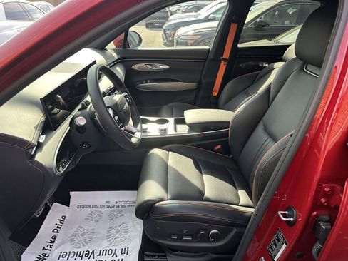 Certified 2026 Genesis GV70 2.5T Sport Prestige AWD/4WD image 15