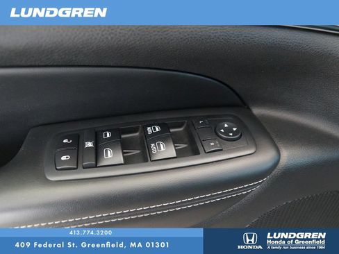 Used 2017 Jeep Grand Cherokee Limited AWD/4WD image 15