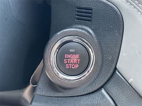 Used 2022 Subaru Outback Premium image 10