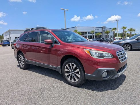 Used 2017 Subaru Outback 2.5i Limited AWD/4WD image 2