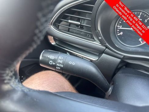 Used 2024 MAZDA MAZDA3 s image 20