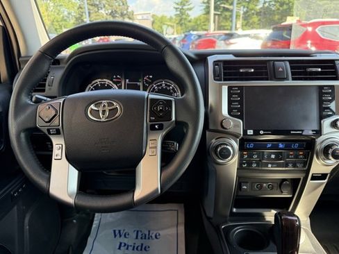 Used 2022 Toyota 4Runner Limited image 21