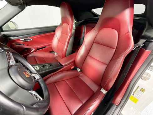 Certified 2018 Porsche 911 Cabriolet image 5