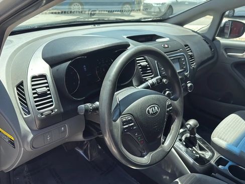 Used 2017 Kia Forte LX w/ LX Popular Package FWD image 11